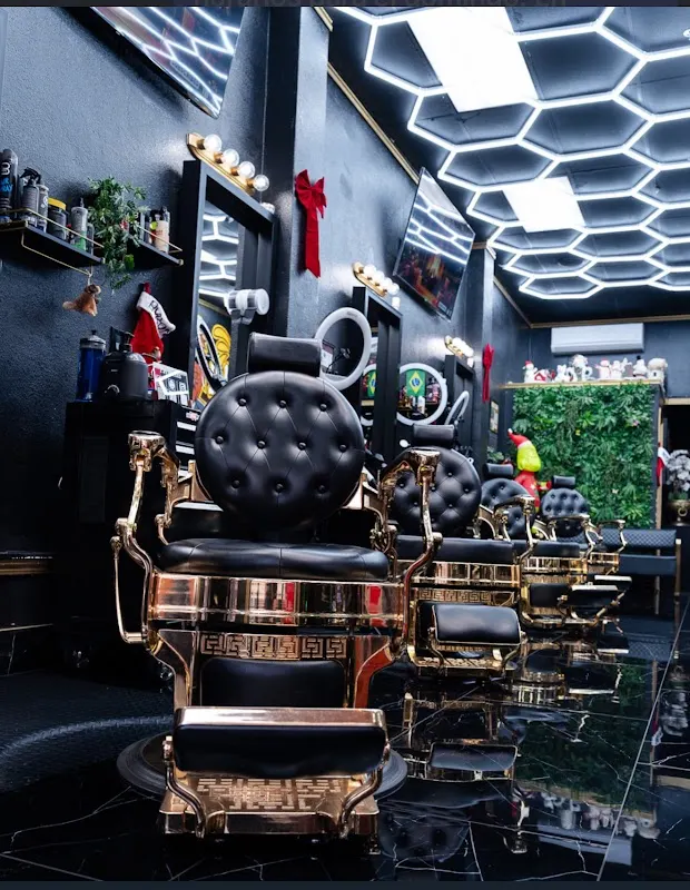 Lion's Den Shave Parlor — Barber shop in San Mateo